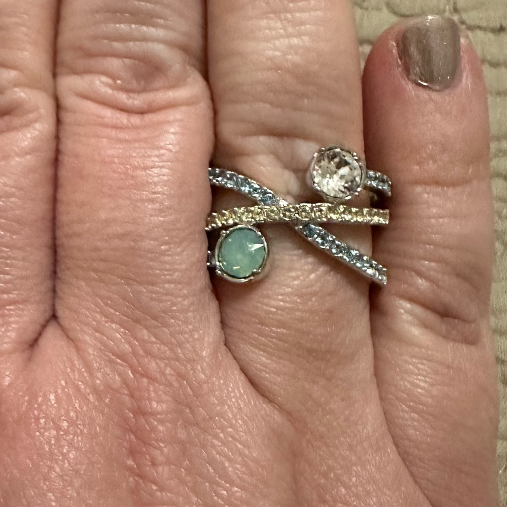 Lia Sophia statement ring size 8 - Picture 2 of 2